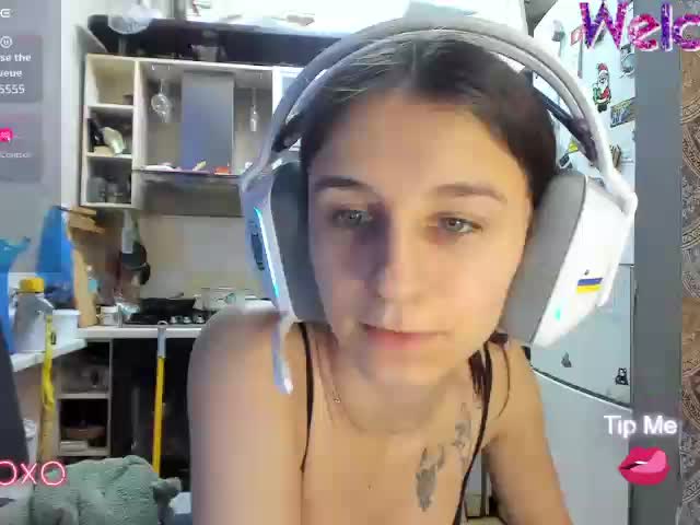 KikNika Adult Chat November 19, 2025