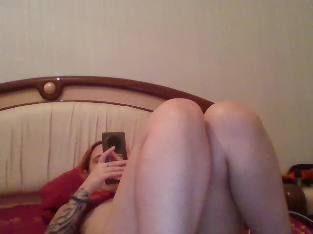 Hotredhead01 Adult Chat November 19, 2025