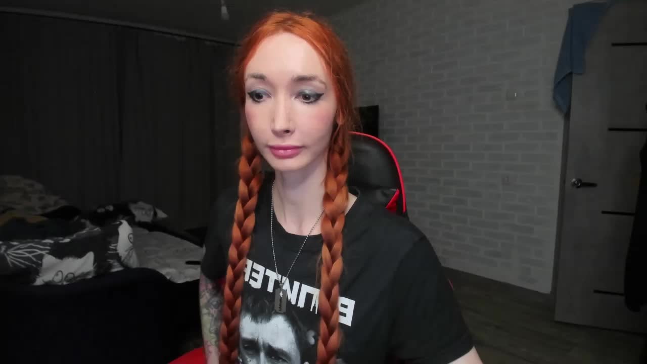 Roxy-Sun Adult Chat November 19, 2025