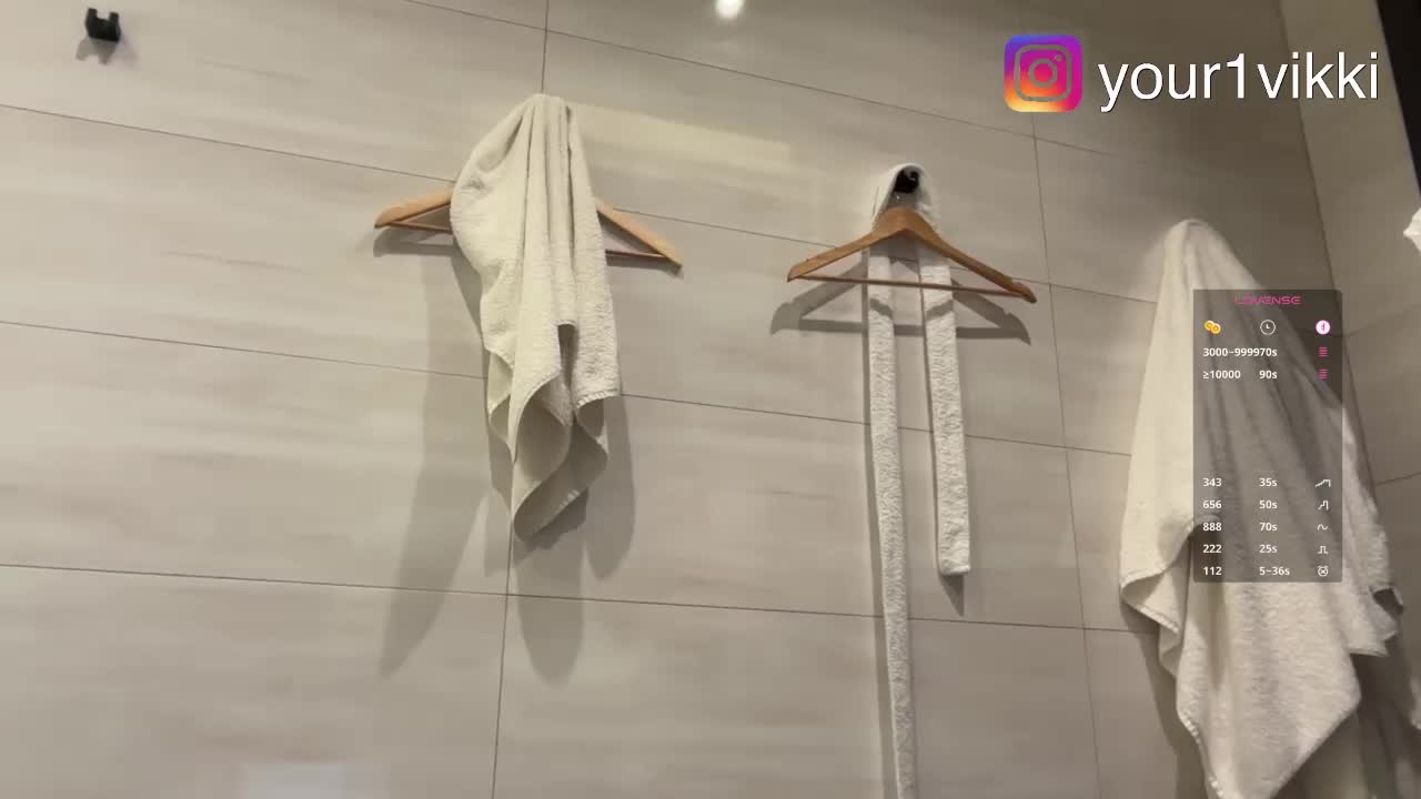 VikkiExtraCheese Adult Chat November 19, 2025