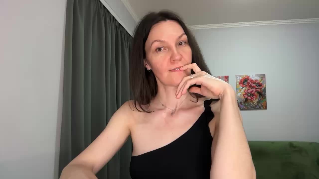 _lastochka_ Adult Chat November 19, 2025