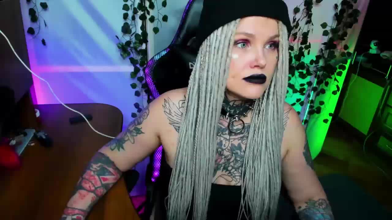 HellGa Adult Chat November 19, 2025