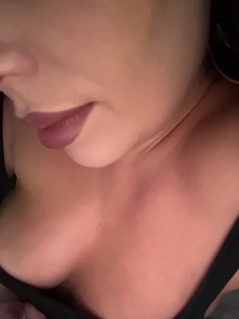 -Hennessy- Adult Chat November 19, 2025