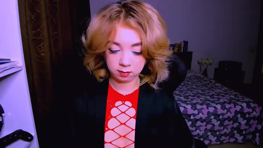 littleSiyfairy Adult Chat November 19, 2025