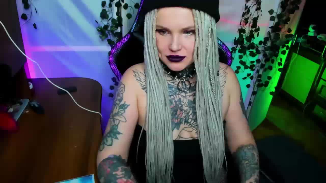 HellGa Adult Chat November 19, 2025