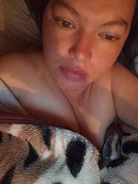 Raspberry_Rum Adult Chat November 19, 2025