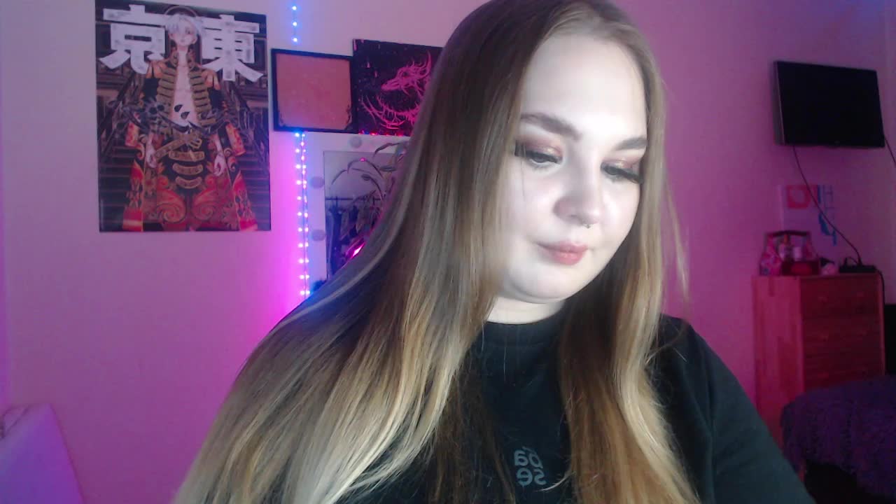 Greeenfriends6969 Adult Chat November 19, 2025