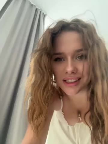 Tati16 Adult Chat November 19, 2025