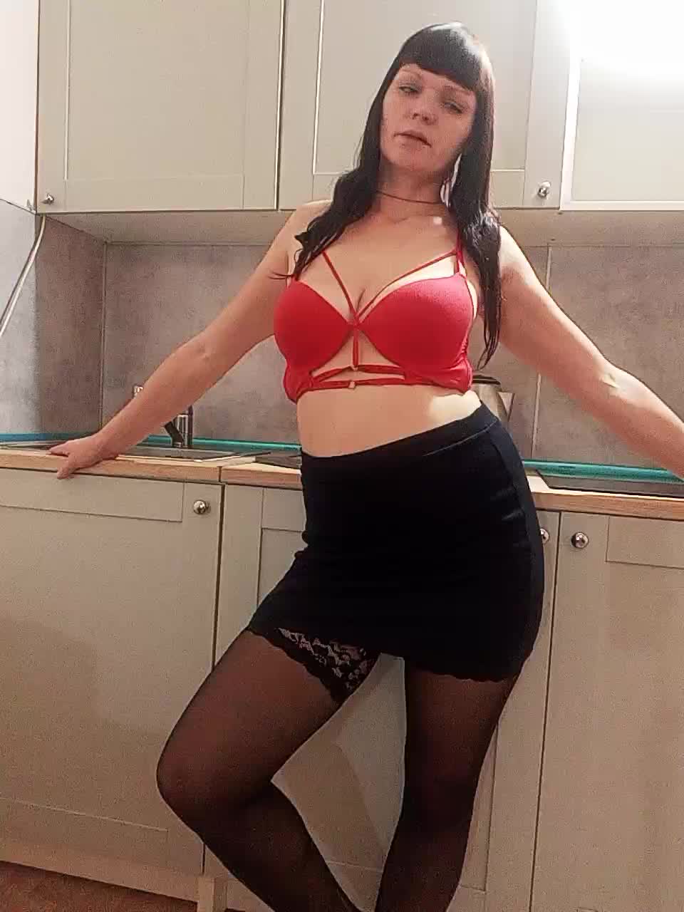 KonFeetaa Adult Chat November 19, 2025