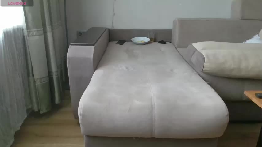 Milaa1998 Adult Chat November 19, 2025