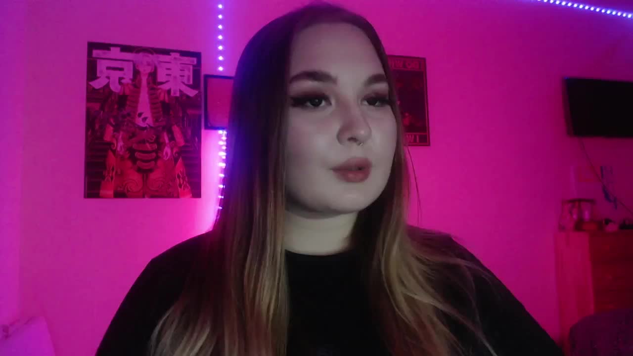 Greeenfriends6969 Adult Chat November 19, 2025