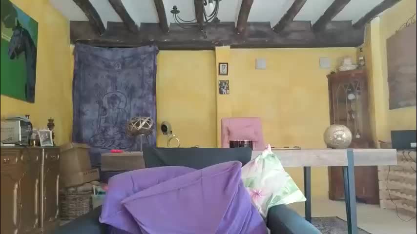 vampwoman Adult Chat November 19, 2025