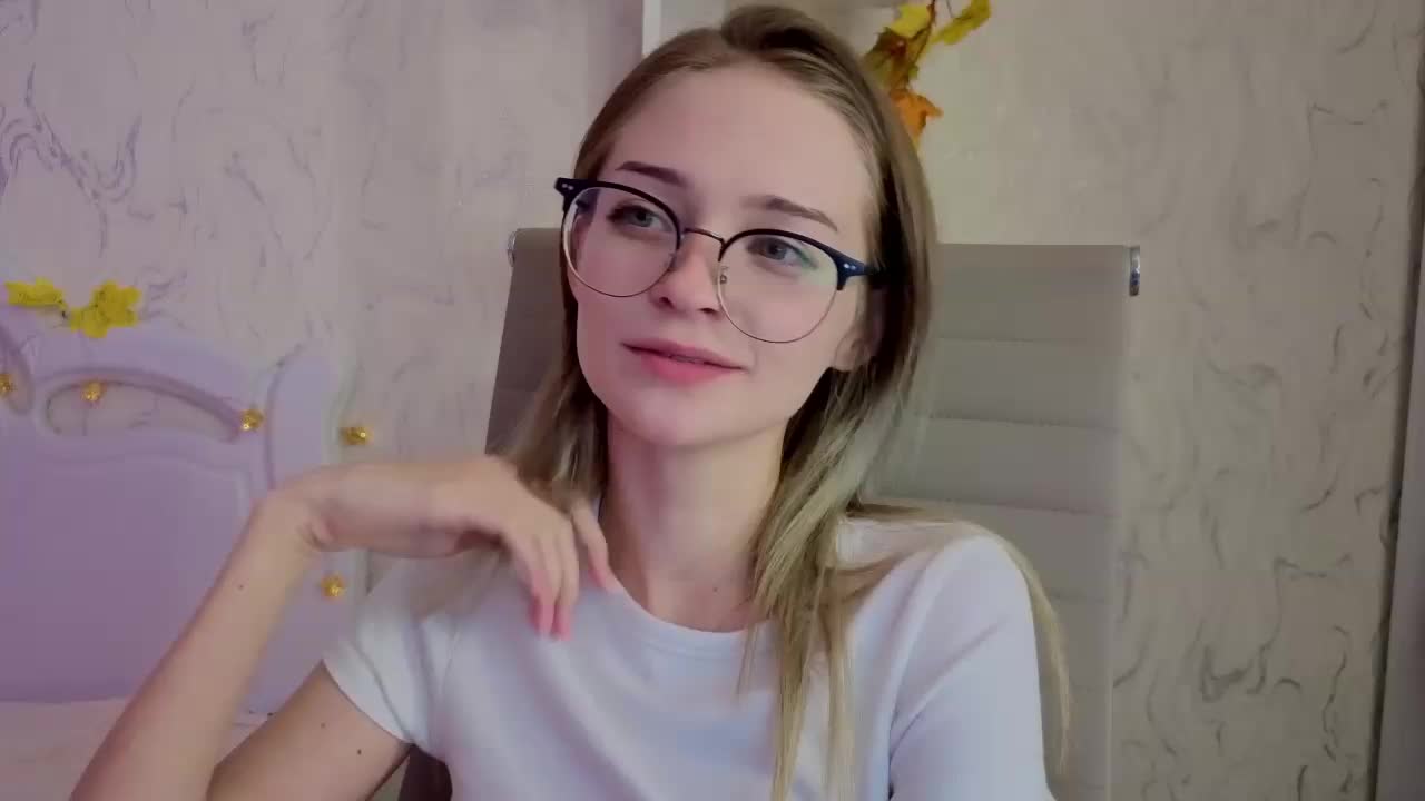 vialeta-baby Adult Chat November 19, 2025