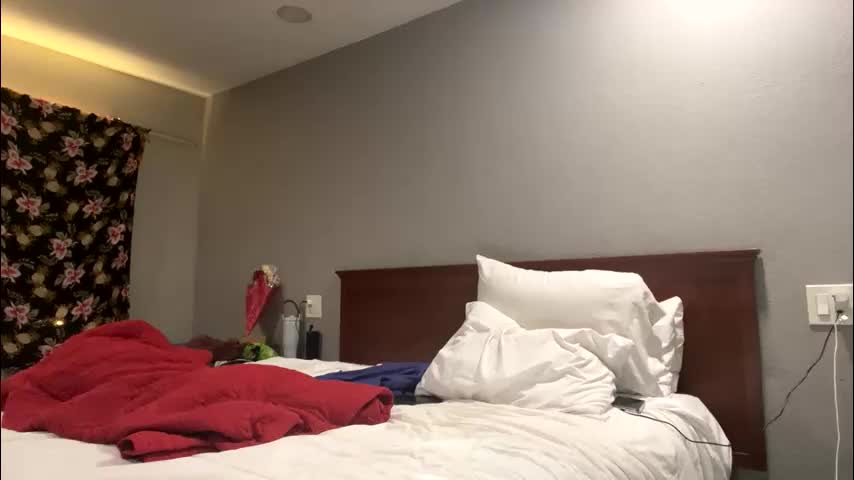 kibrombariu45 Adult Chat November 19, 2025