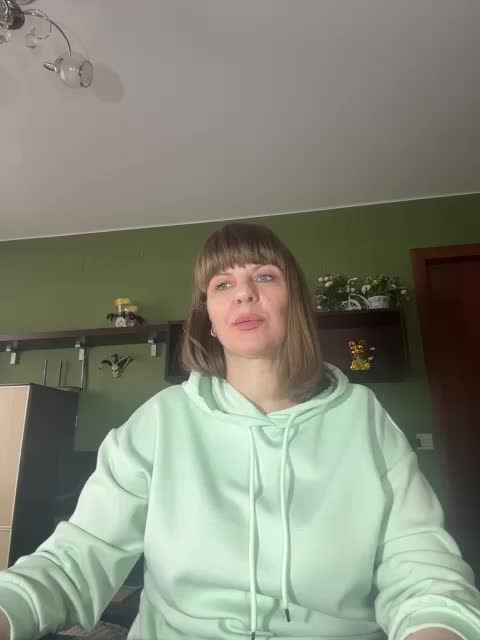 Veronika_Gold Adult Chat November 19, 2025