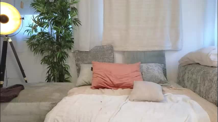 malenahot525 Adult Chat November 19, 2025