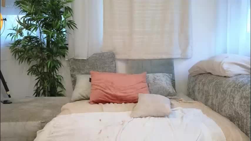 malenahot525 Adult Chat November 19, 2025