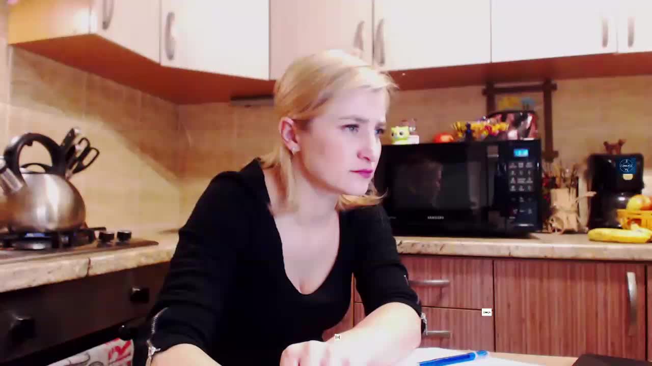 Ale4kaxx Adult Chat November 19, 2025