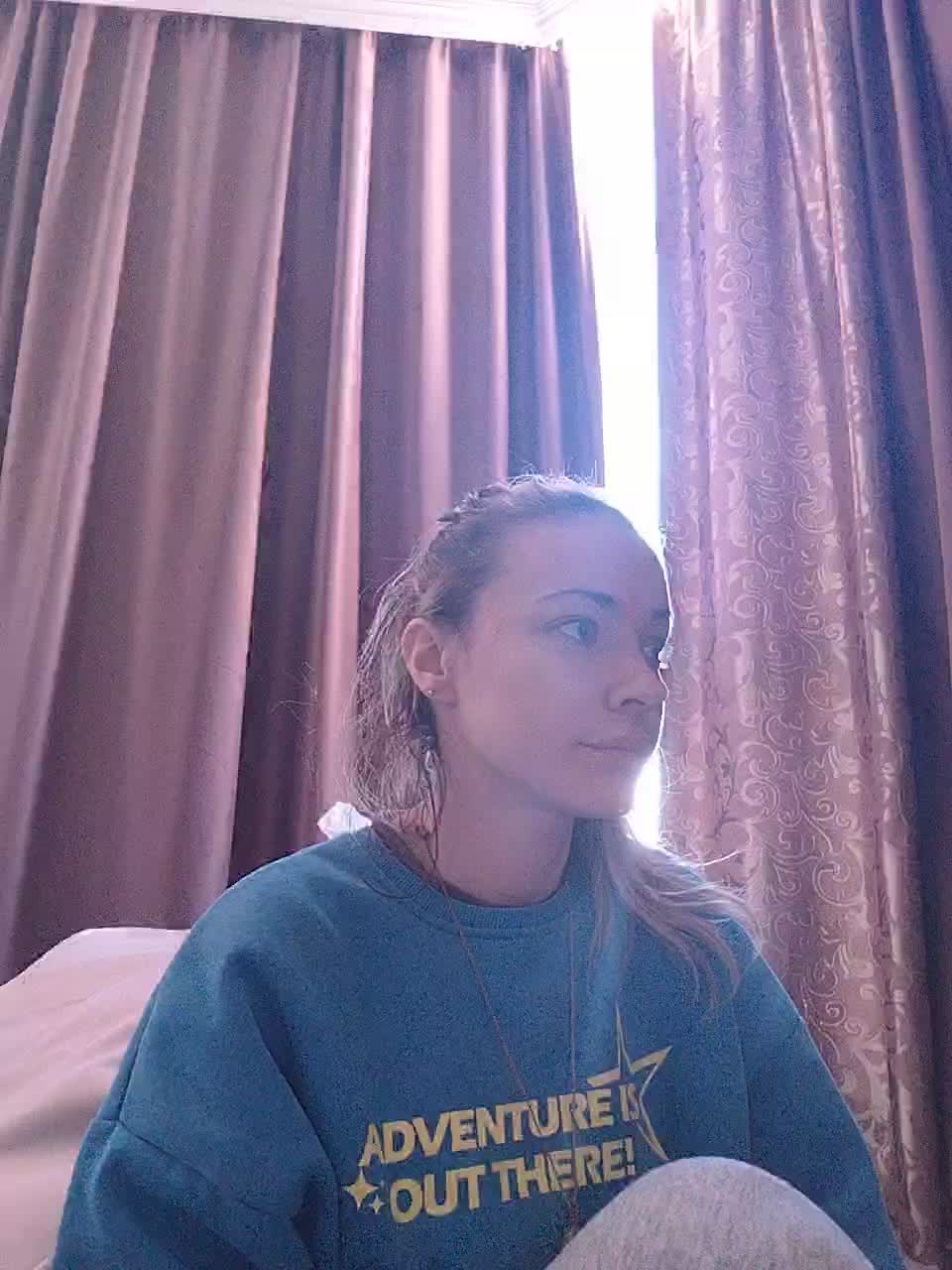 Lola3000 Adult Chat November 19, 2025