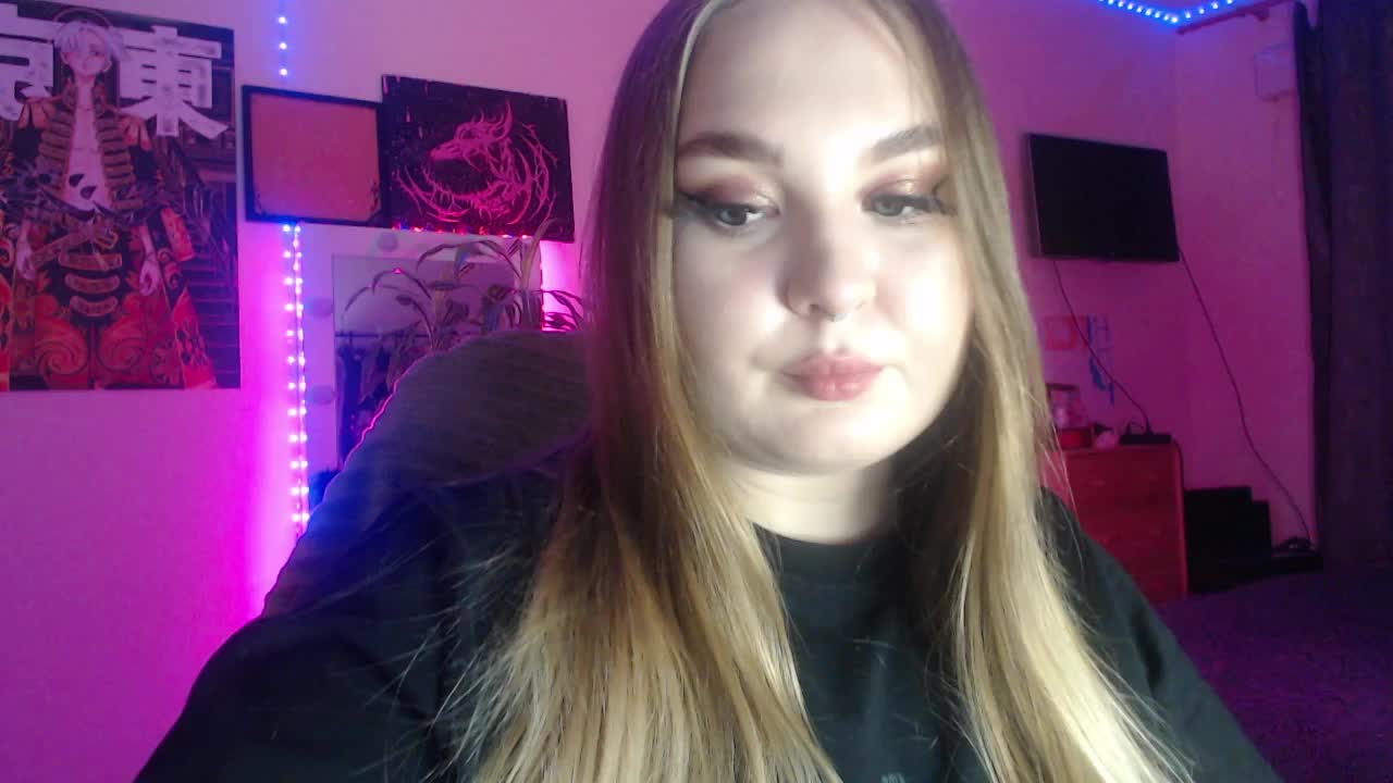 Greeenfriends6969 Adult Chat November 19, 2025