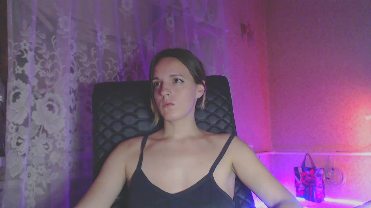 Babymuro4ka Adult Chat November 19, 2025