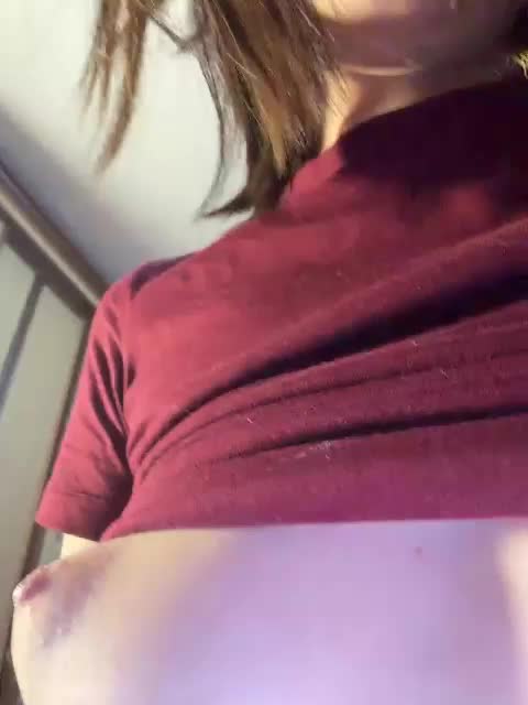 StrawberryGirl Adult Chat November 19, 2025