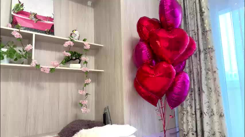 quennaedger Adult Chat November 19, 2025