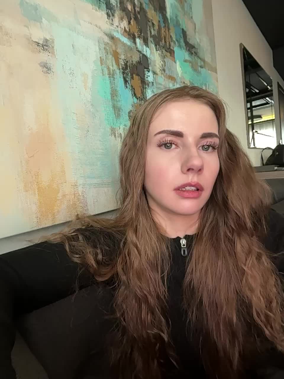 VikkiExtraCheese Adult Chat November 19, 2025