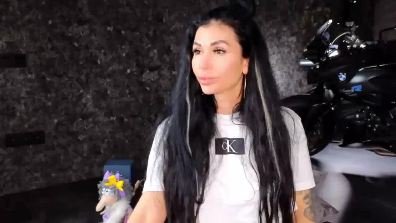 -BABAYAGA- Adult Chat November 19, 2025