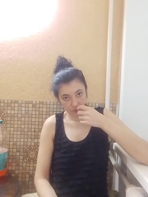 Vitaminka0572 Adult Chat November 19, 2025