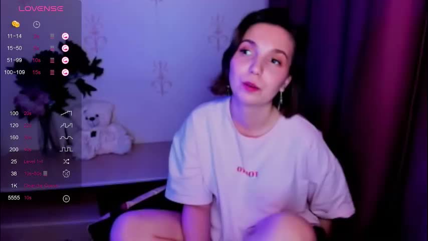 kindhazelhere_ Adult Chat November 20, 2025