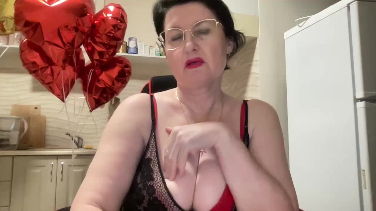HotMilfPussy Adult Chat November 20, 2025