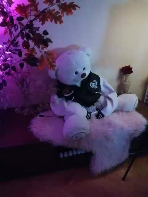 JuliaHesperaks Adult Chat November 20, 2025