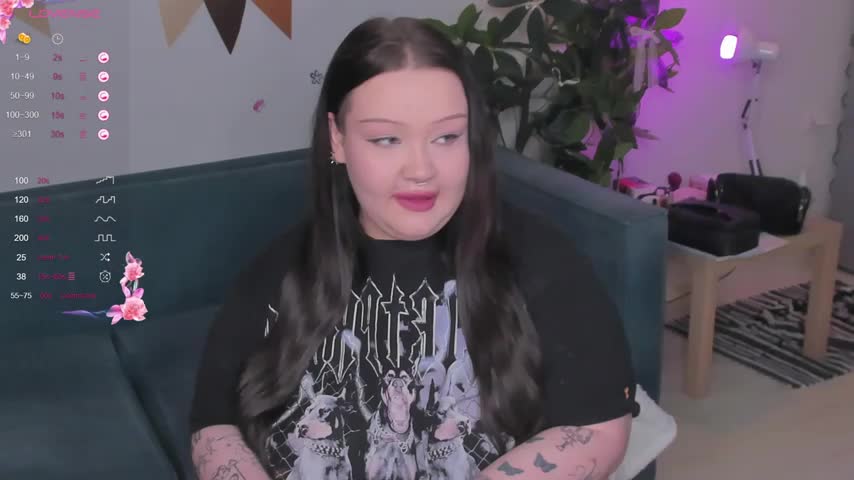 LilyBelll Adult Chat November 20, 2025