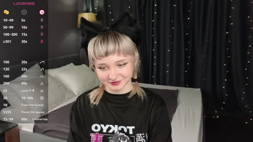 Tori_Cutie Adult Chat November 20, 2025