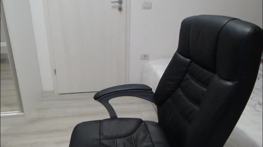 blue_eyes96 Adult Chat November 20, 2025