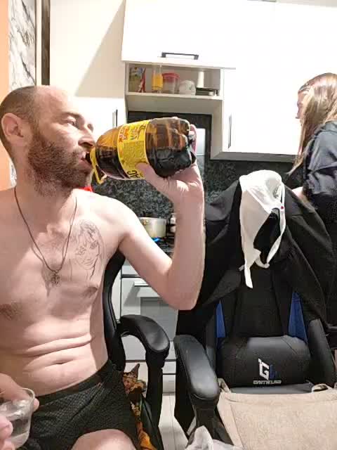 Innokentiy449 Adult Chat November 20, 2025