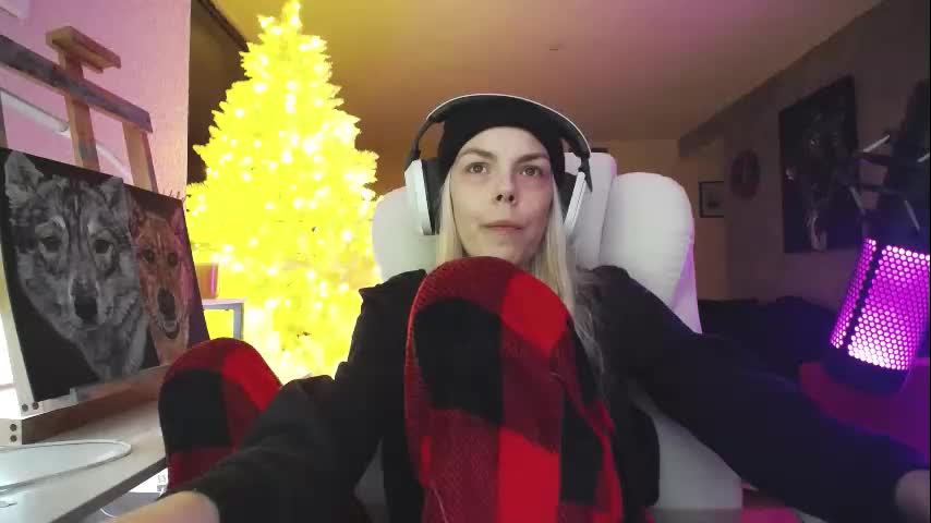 tinykylie Adult Chat November 20, 2025