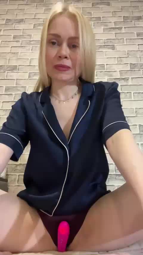 MirandaNow Adult Chat November 20, 2025