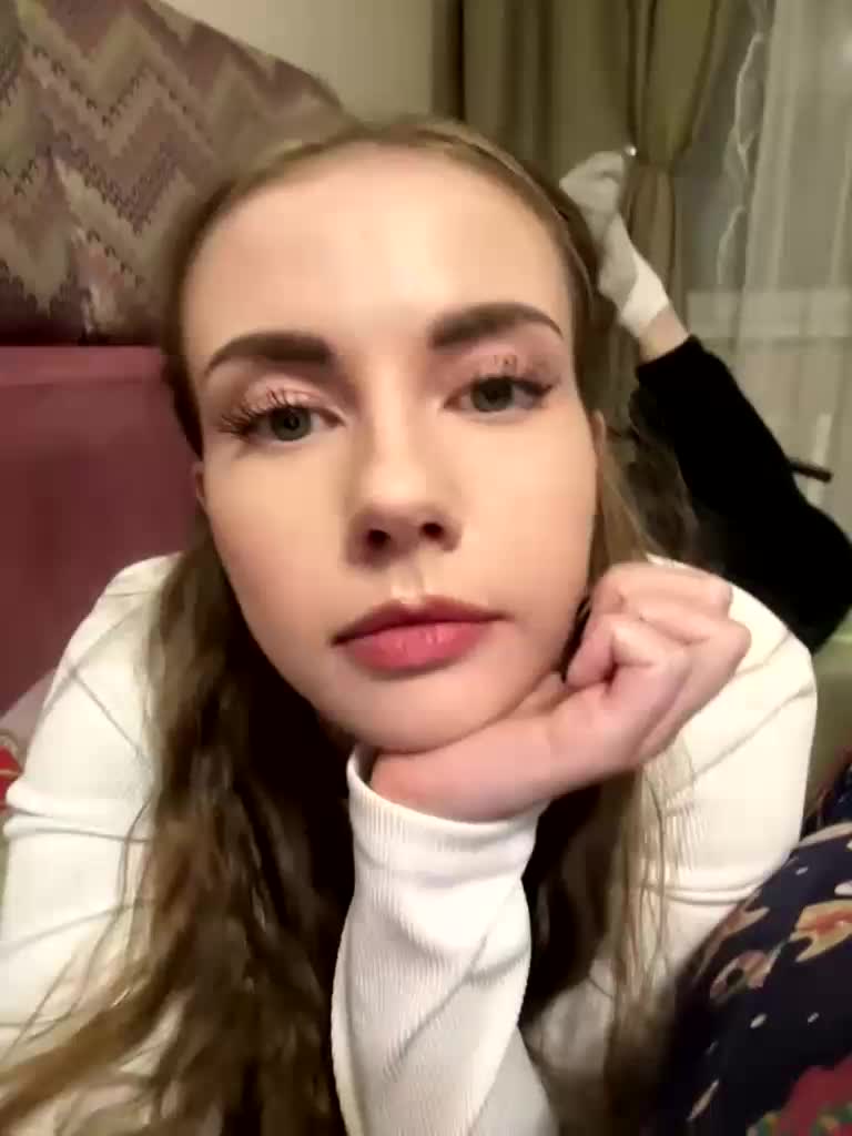 VikkiExtraCheese Adult Chat November 20, 2025