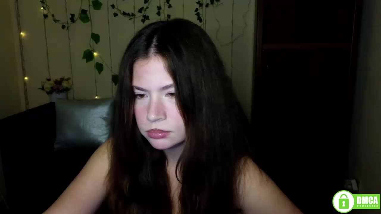 Aliciafolow009 Adult Chat November 21, 2025