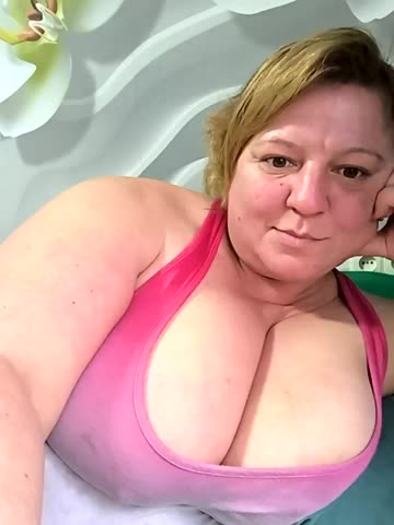 jusichka_2025-11-20_15-40-03_414 Adult Chat November 21, 2025