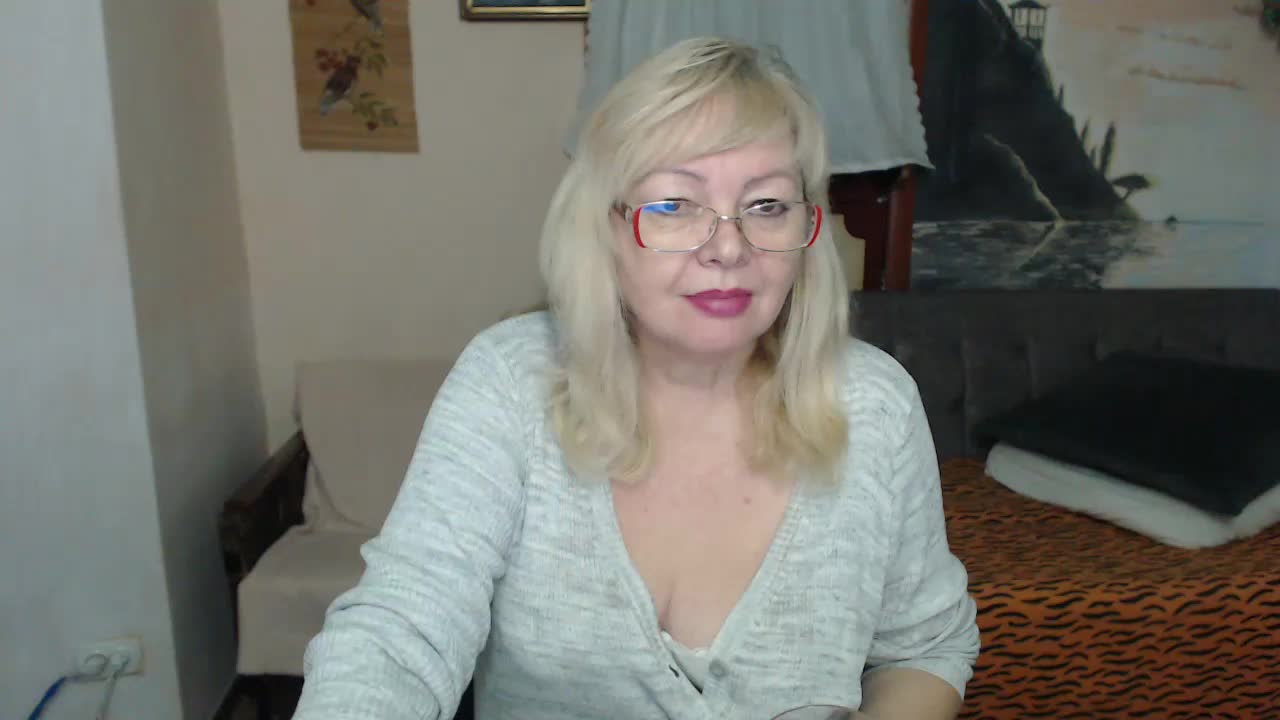 EvelynLoveShy Adult Chat November 21, 2025