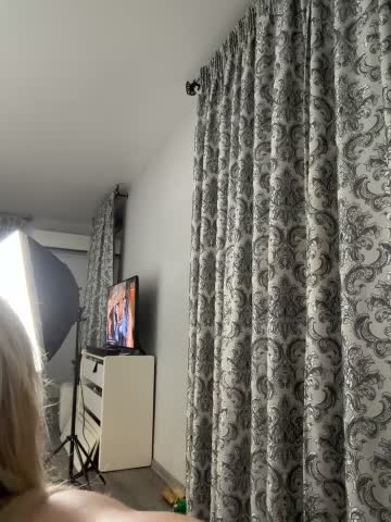 -RIVIERA- Adult Chat November 21, 2025