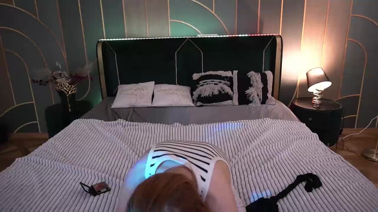 LunaLicks Adult Chat November 21, 2025