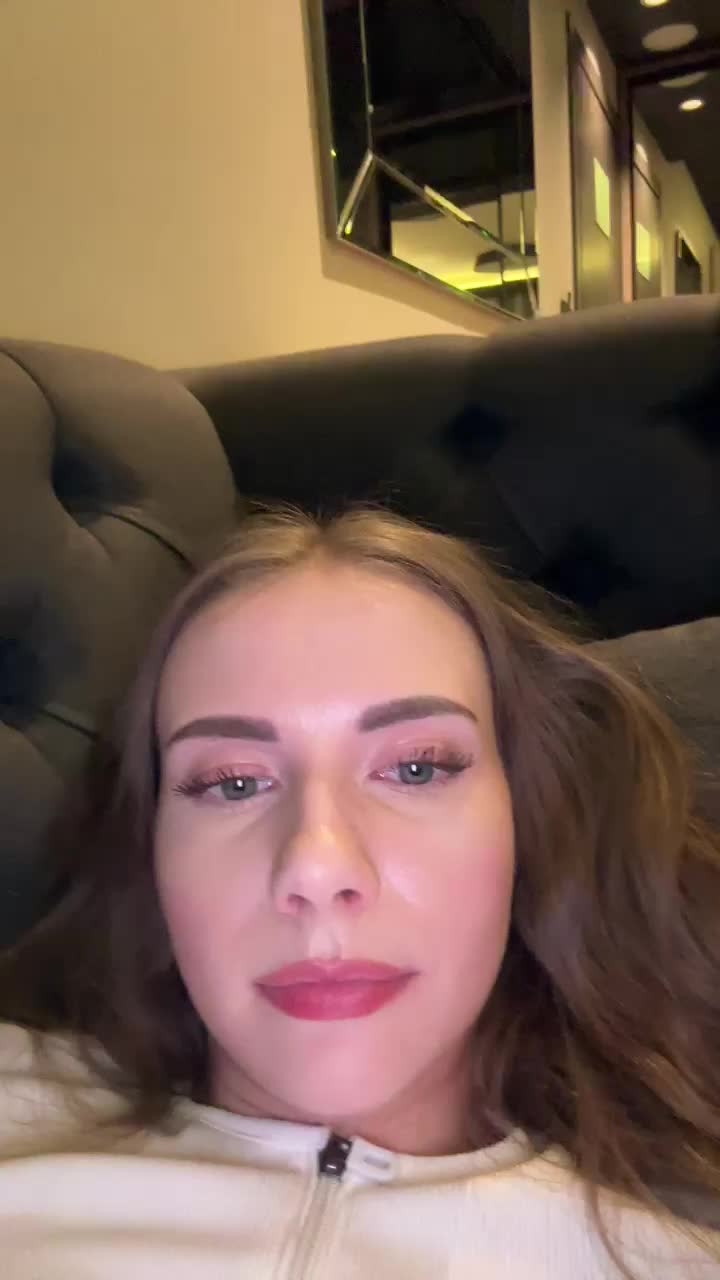 VikkiExtraCheese Adult Chat November 21, 2025