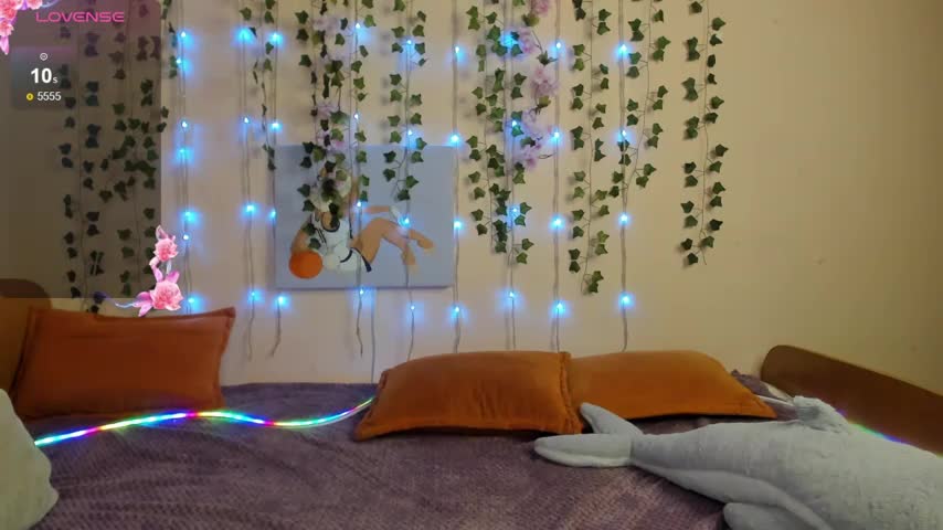 EvelinaLuu Adult Chat November 21, 2025