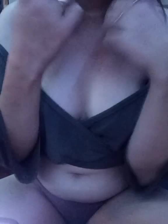 Konfetka228 Adult Chat November 21, 2025