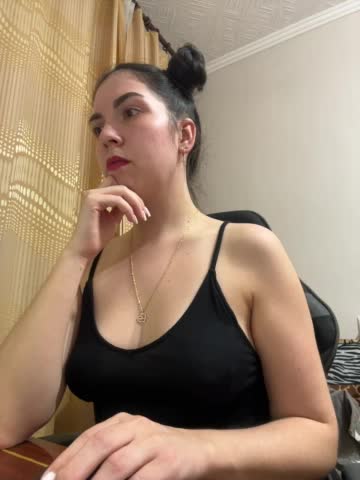 Vika19981 Adult Chat November 21, 2025