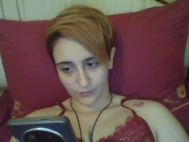 Hotredhead01 Adult Chat November 21, 2025